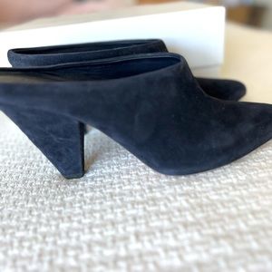 Vince Emberly suede mules